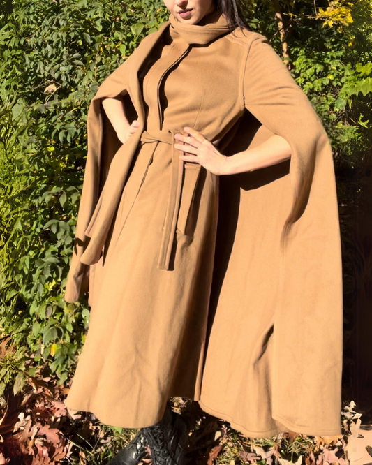 100% Wool Vintage Cape Coat - Caramel Tan - Size Small